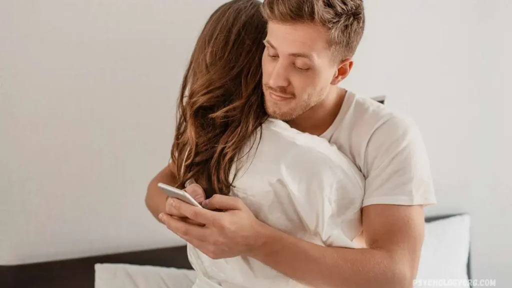 13 Signs Your Man Is Cheating on You 2 signs your man is cheating
