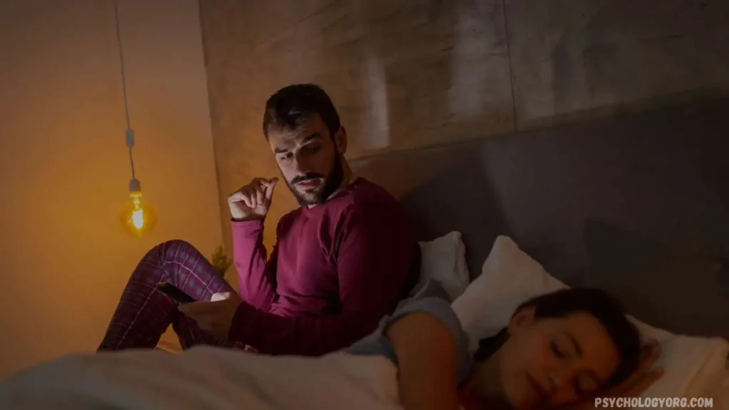 10 Signs He's Only Using You for Something Else 2 He's Only Using You