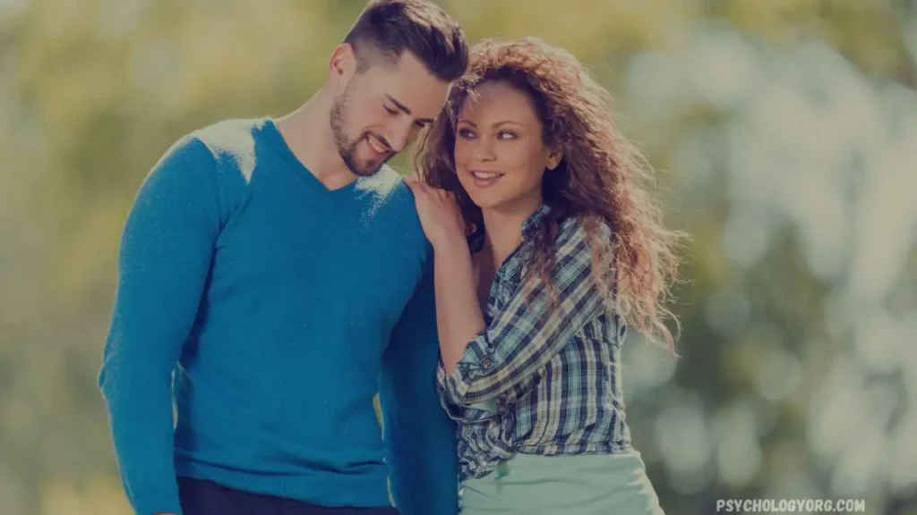 9 Signs a Woman Wants to Be Closer to You 2 woman wants to be closer to you