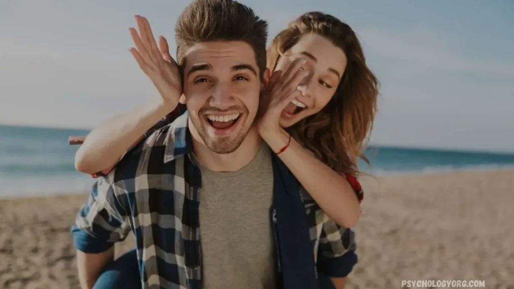 5 Powerful Lines to Make Her Chase You Forever (Psychology of Attraction) 2 lines to make her chase you